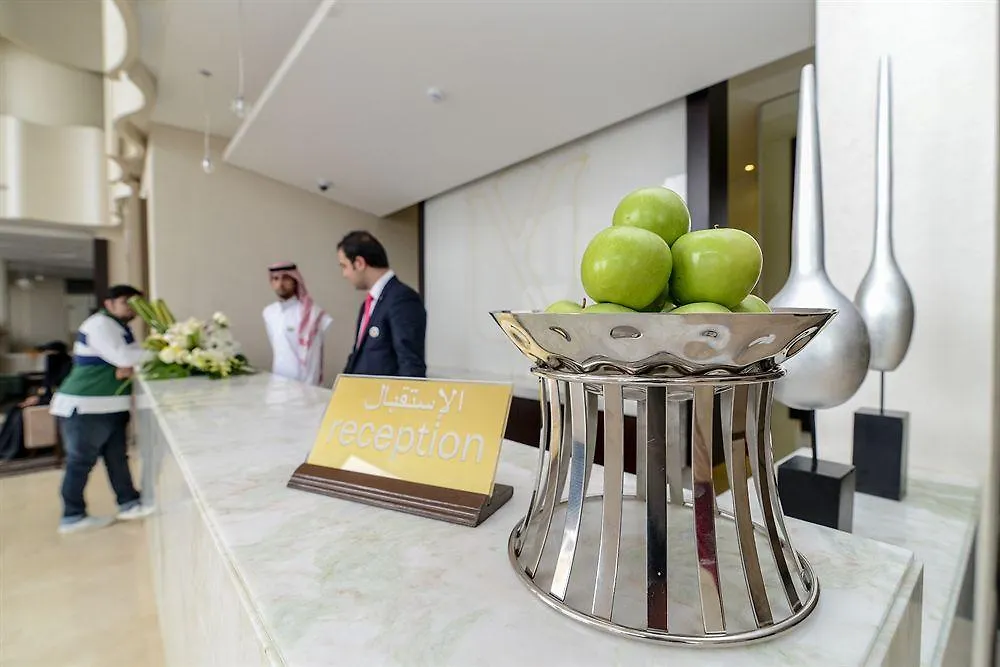 Golden Tulip Dammam Corniche Hotel