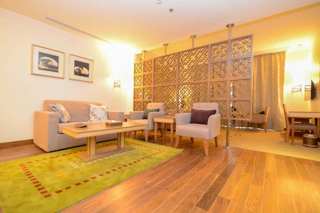 Golden Tulip Dammam Corniche Hotel
