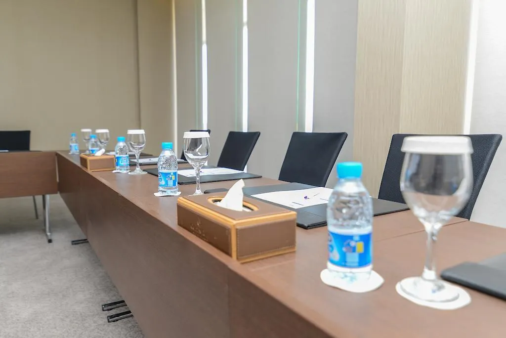 Golden Tulip Dammam Corniche Hotel