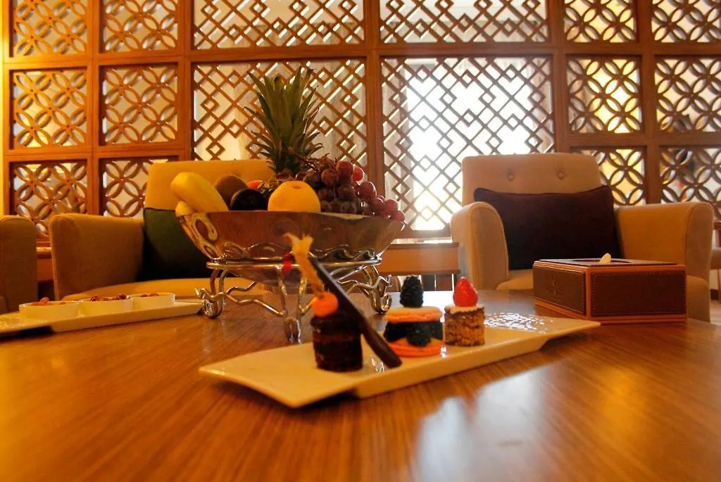 Golden Tulip Dammam Corniche Hotel